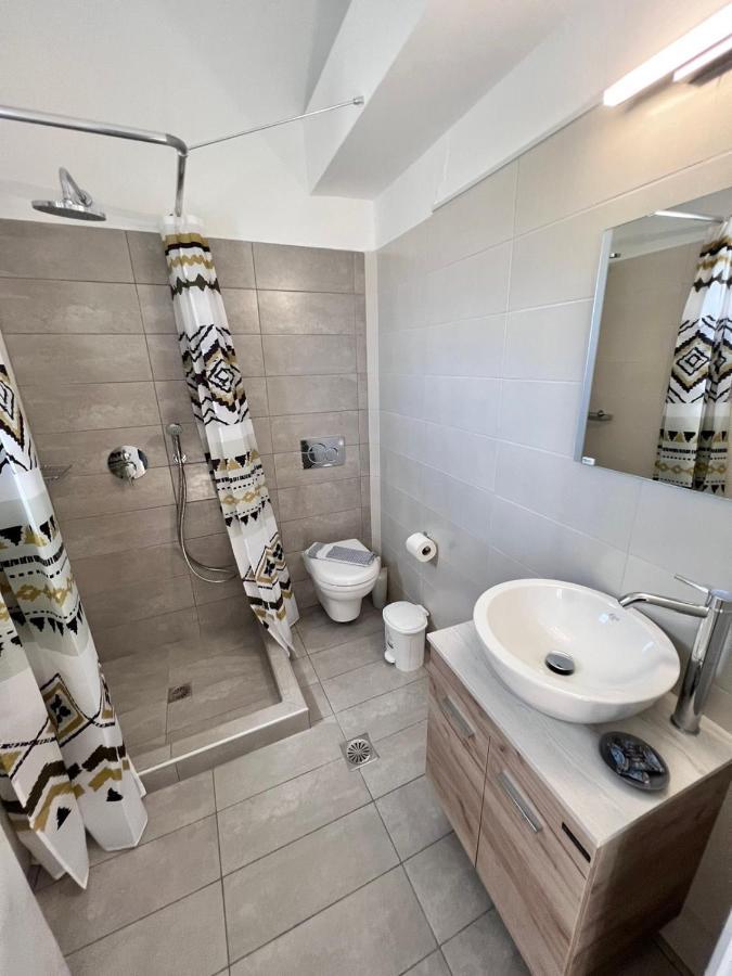 Firaxenia Rooms Екстер'єр фото