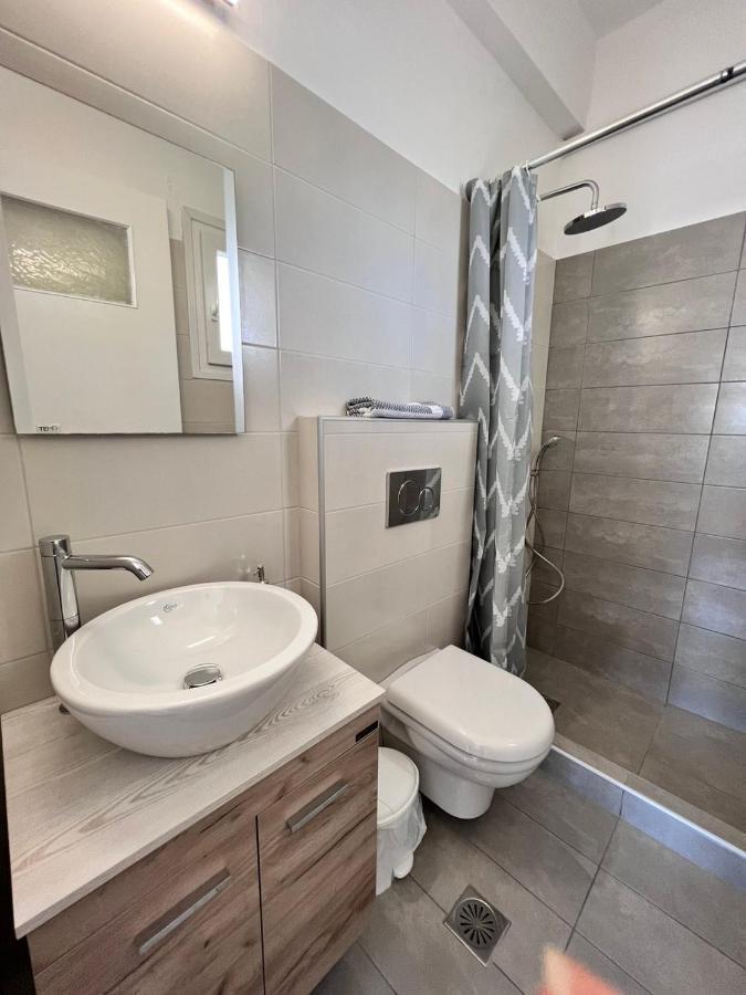 Firaxenia Rooms Екстер'єр фото