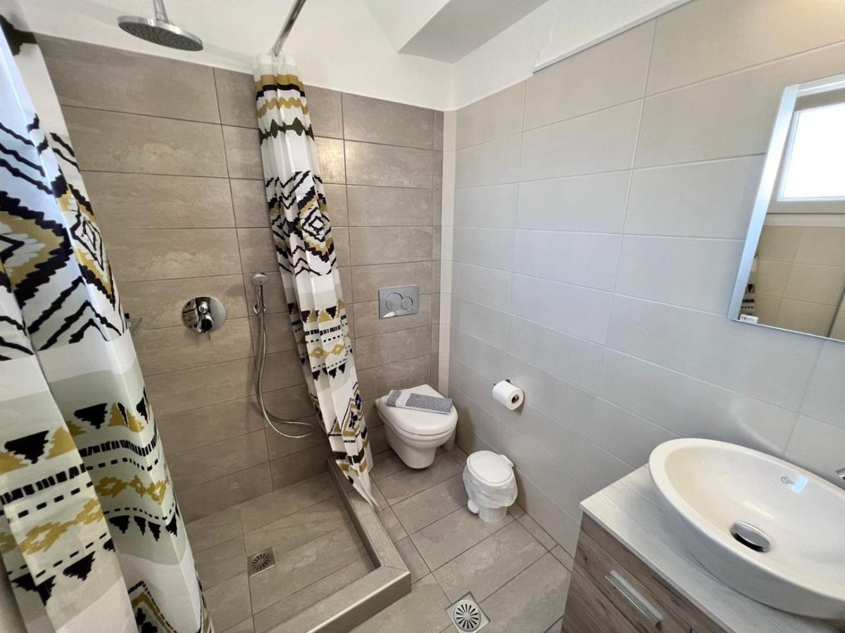 Firaxenia Rooms Екстер'єр фото