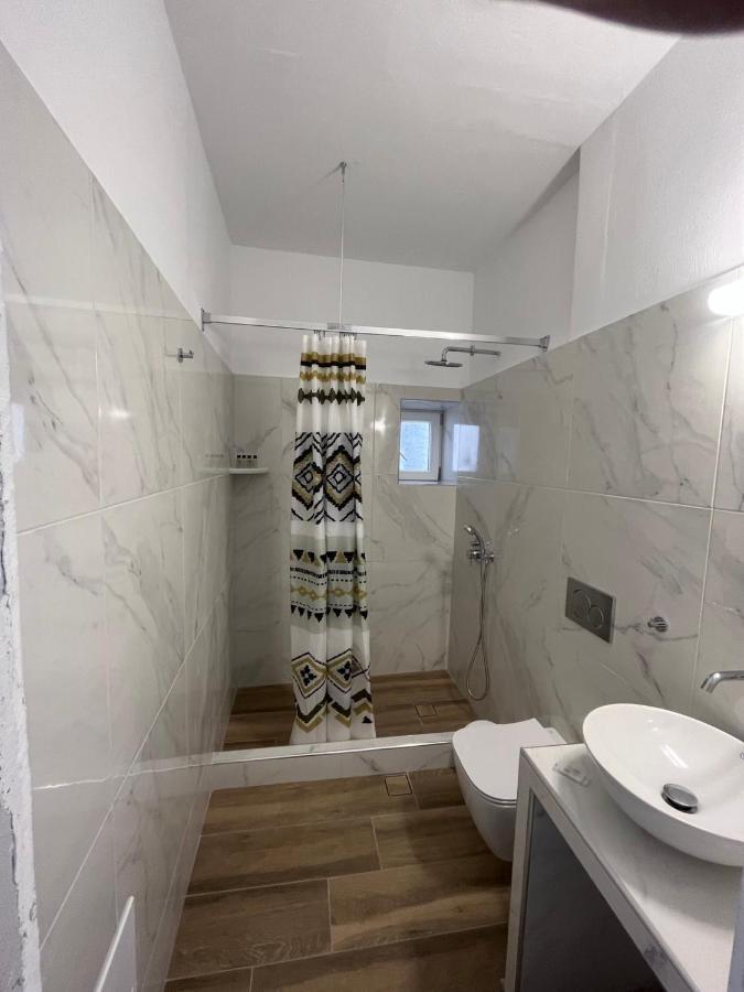 Firaxenia Rooms Екстер'єр фото
