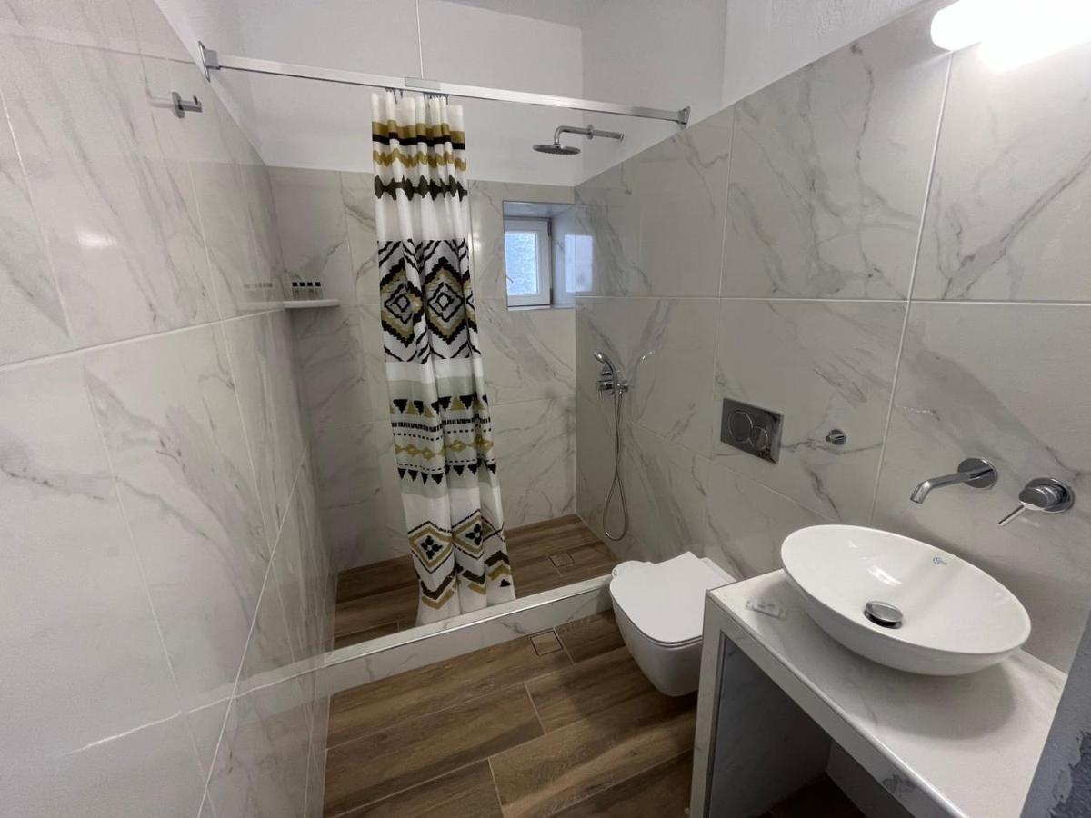Firaxenia Rooms Екстер'єр фото